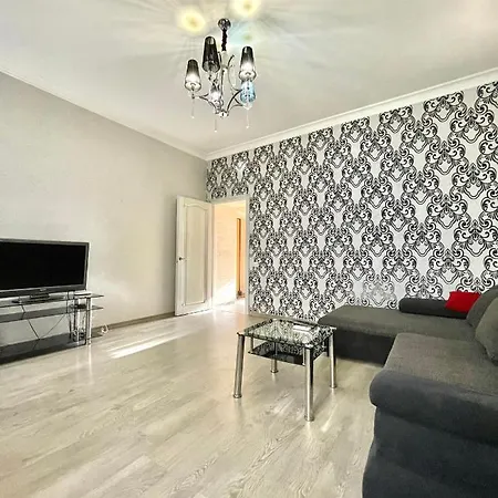 Apartment Cozy On Greek Street 15 Odesa