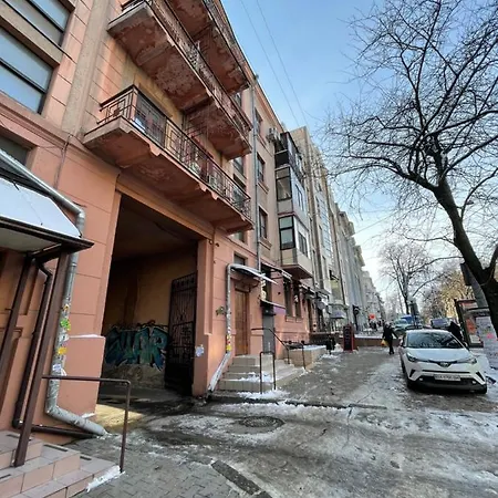 Apartment Cozy On Greek Street 15 Odesa